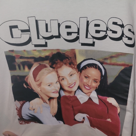 Clueless crop - Picture 1 of 2